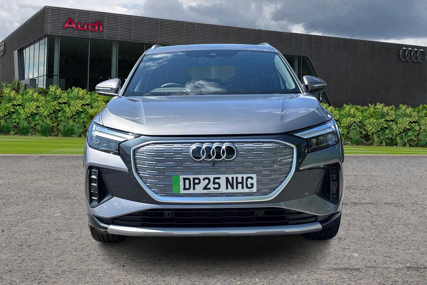 Used Audi Q4 e-tron 2025 for sale - 76113407: Photo 8