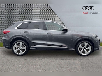 Used Audi Q5 2025 for sale - 77686462: Photo