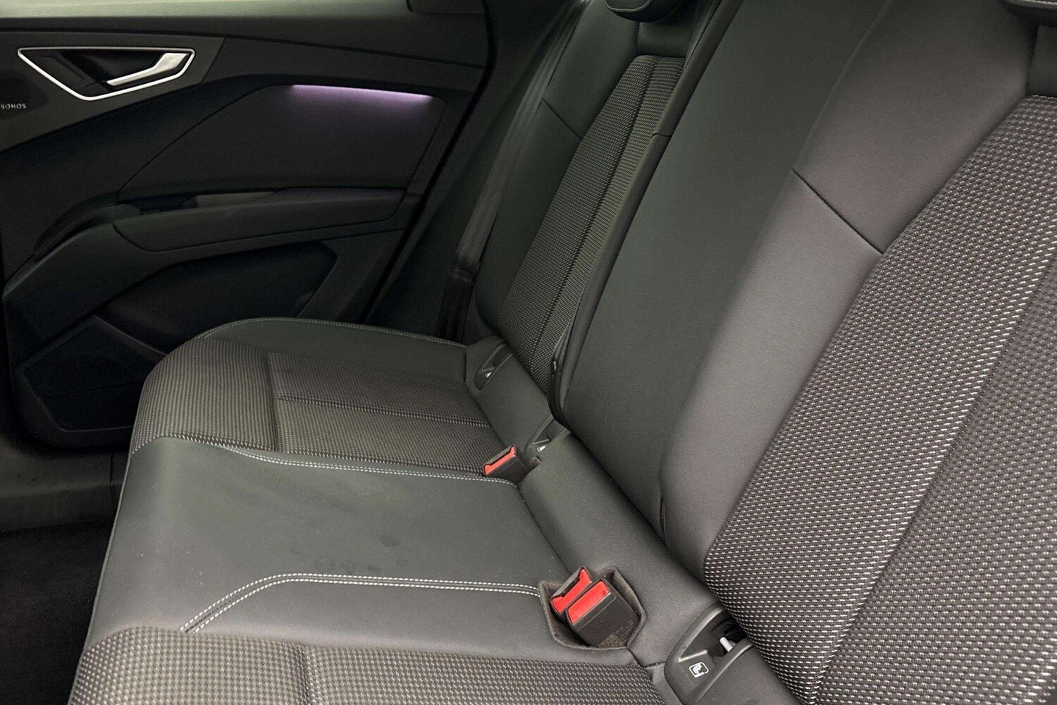 Used Audi Q4 e-tron 2022 for sale - 77943008: Photo 7