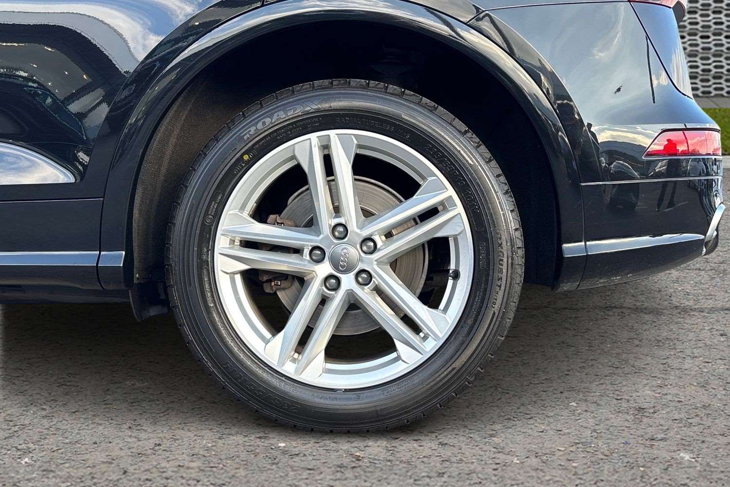 Used Audi Q5 2018 for sale - 76515496: Photo 10