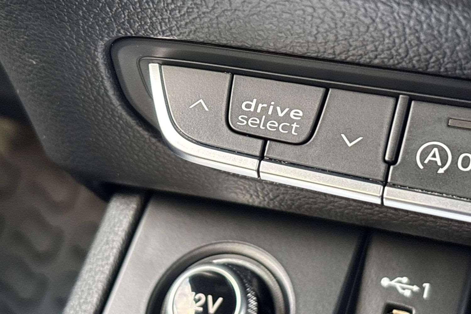 Used Audi Q5 2018 for sale - 76515496: Photo 32