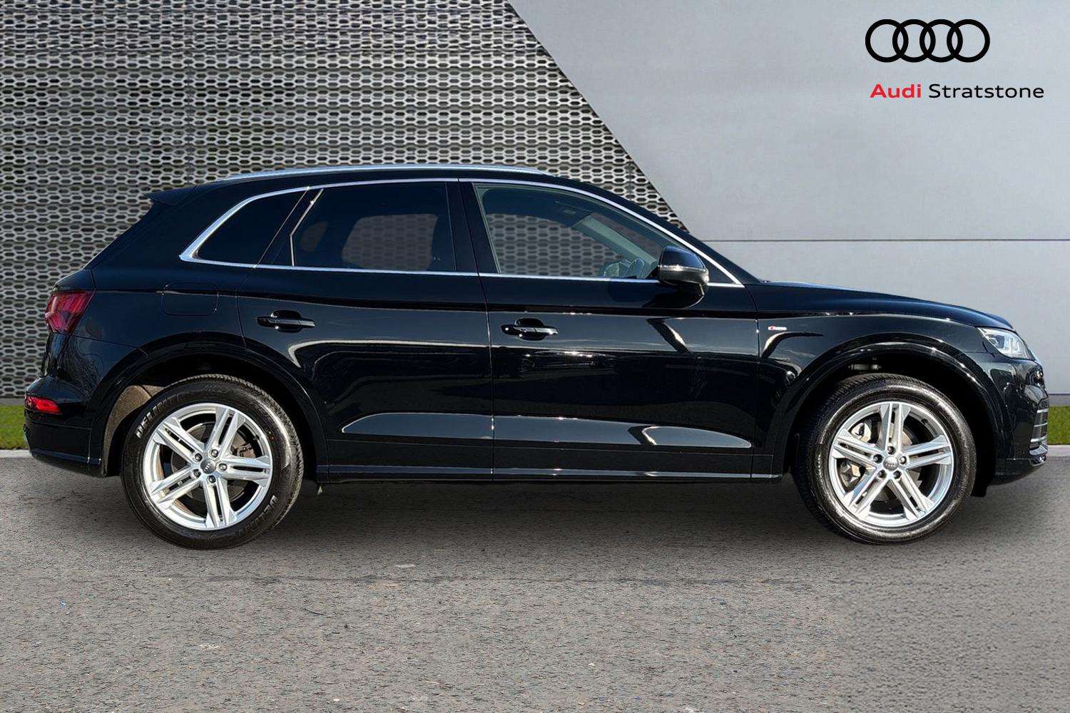 Used Audi Q5 2018 for sale - 76515496: Photo 4