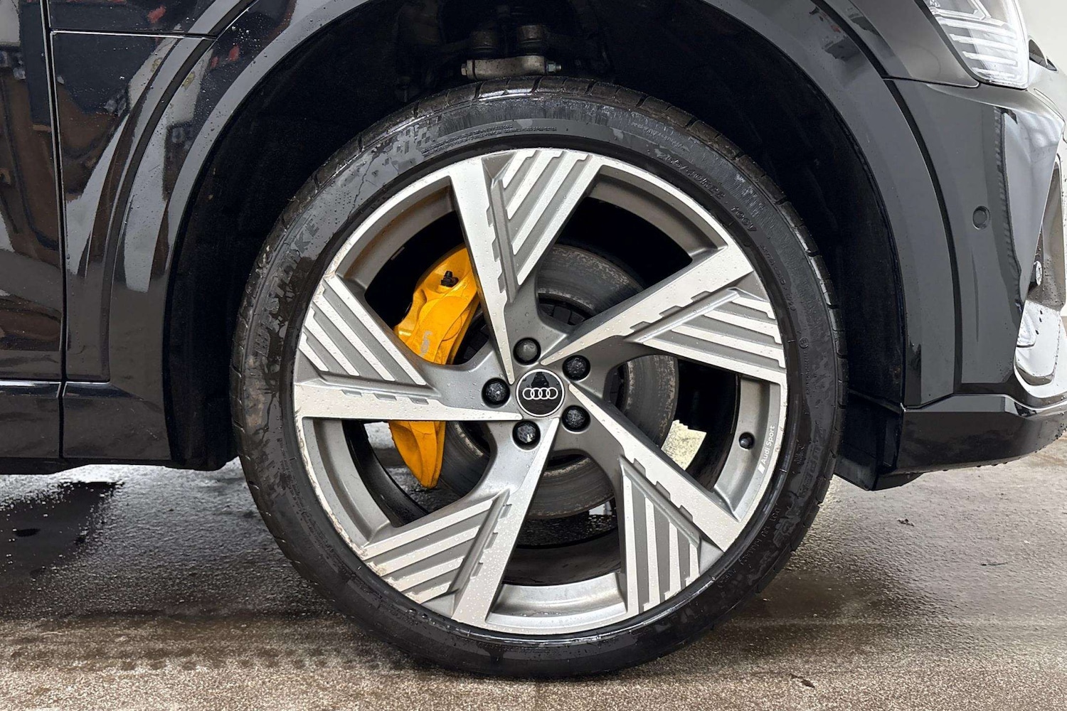 Used Audi e-tron 2021 for sale - 77257512: Photo 5