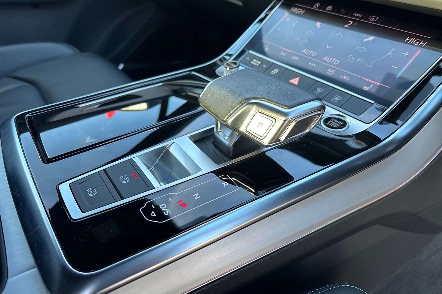 Used Audi Q7 2023 for sale - 77011286: Photo 16