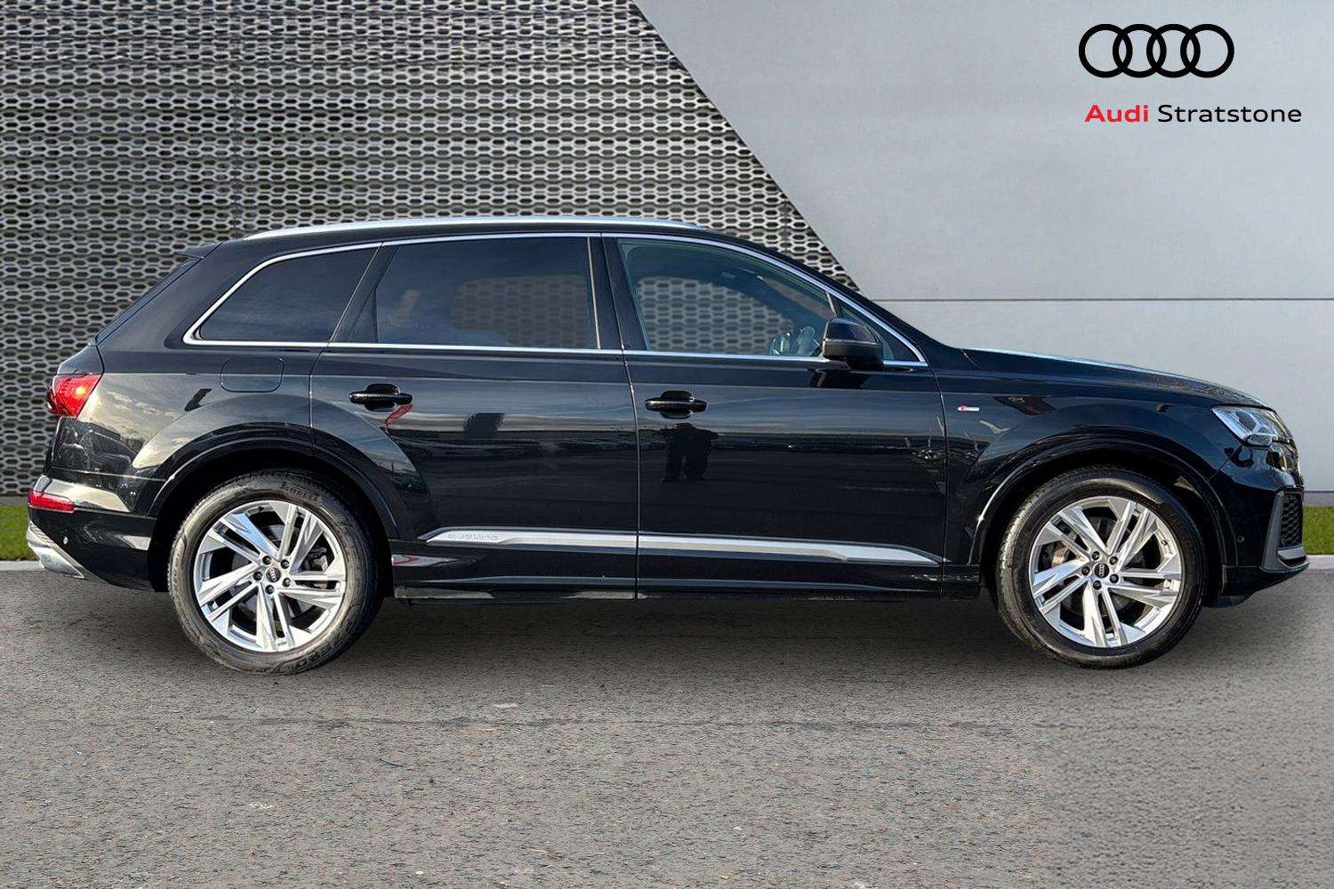 Used Audi Q7 2023 for sale - 77011286: Photo 4
