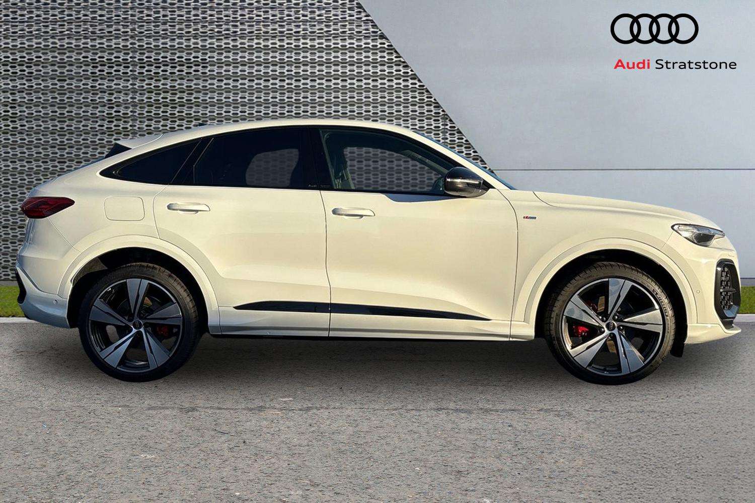 Used Audi Q5 2025 for sale - 77112498: Photo 4