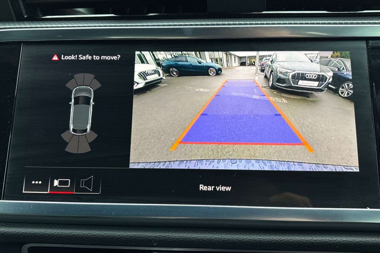 Used Audi Q3 2023 for sale - 76125760: Photo 26