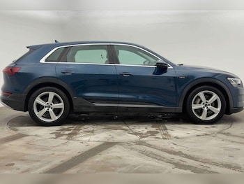 Used Audi e-tron 2021 for sale - 76075399: Photo 4