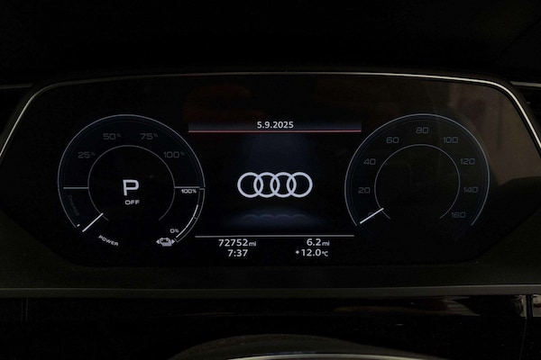 Used Audi e-tron 2021 for sale - 76075399: Photo 9