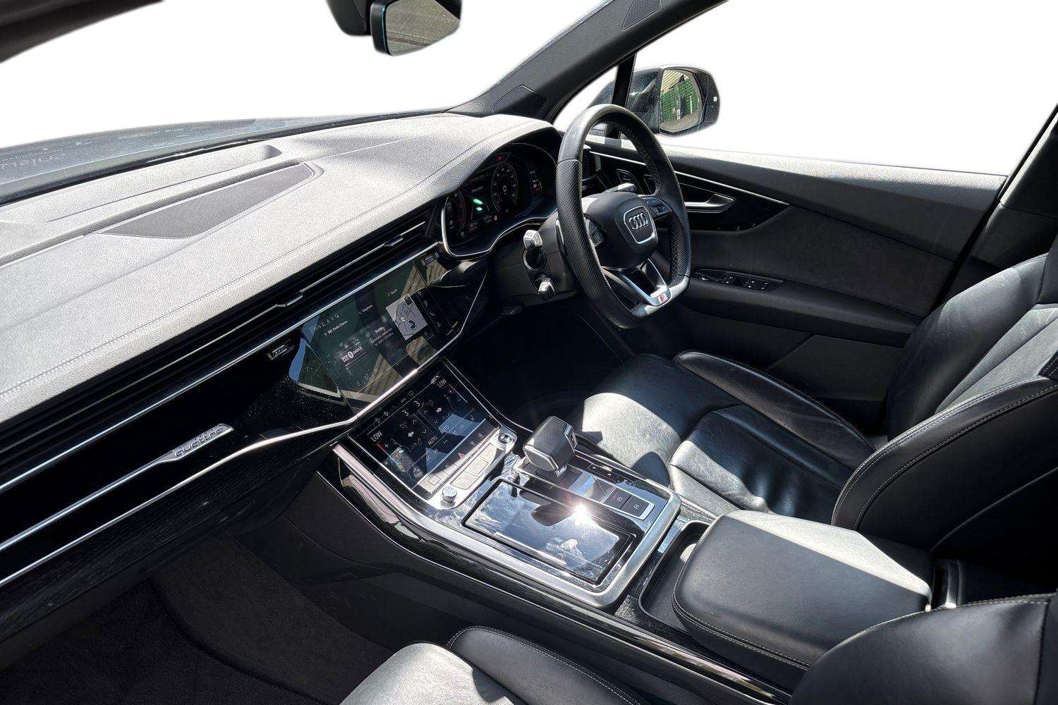 Used Audi Q7 2023 for sale - 78119186: Photo 2