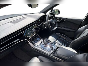 Used Audi Q7 2023 for sale - 78119186: Photo