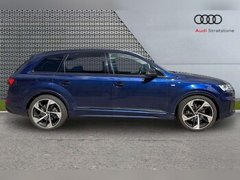 Used Audi Q7 2023 for sale - 78119186: Photo
