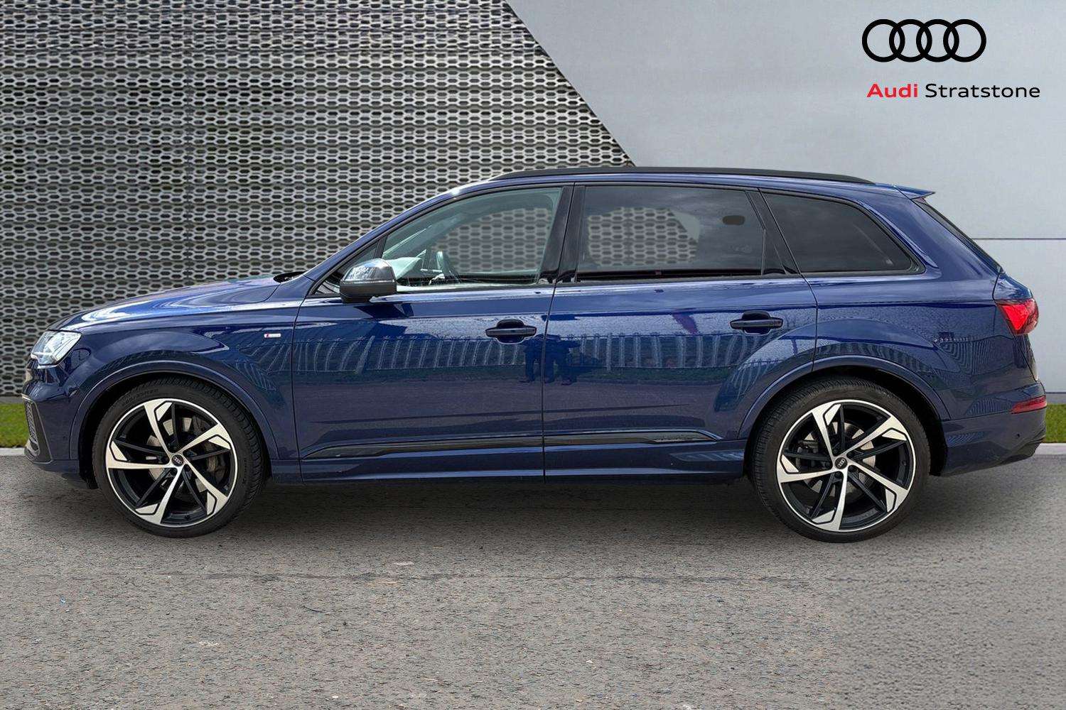 Used Audi Q7 2023 for sale - 78119186: Photo 8