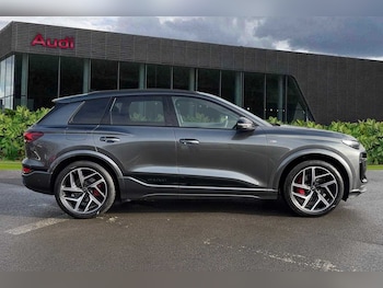 Used Audi Q6 e-tron 2024 for sale - 74716937: Photo