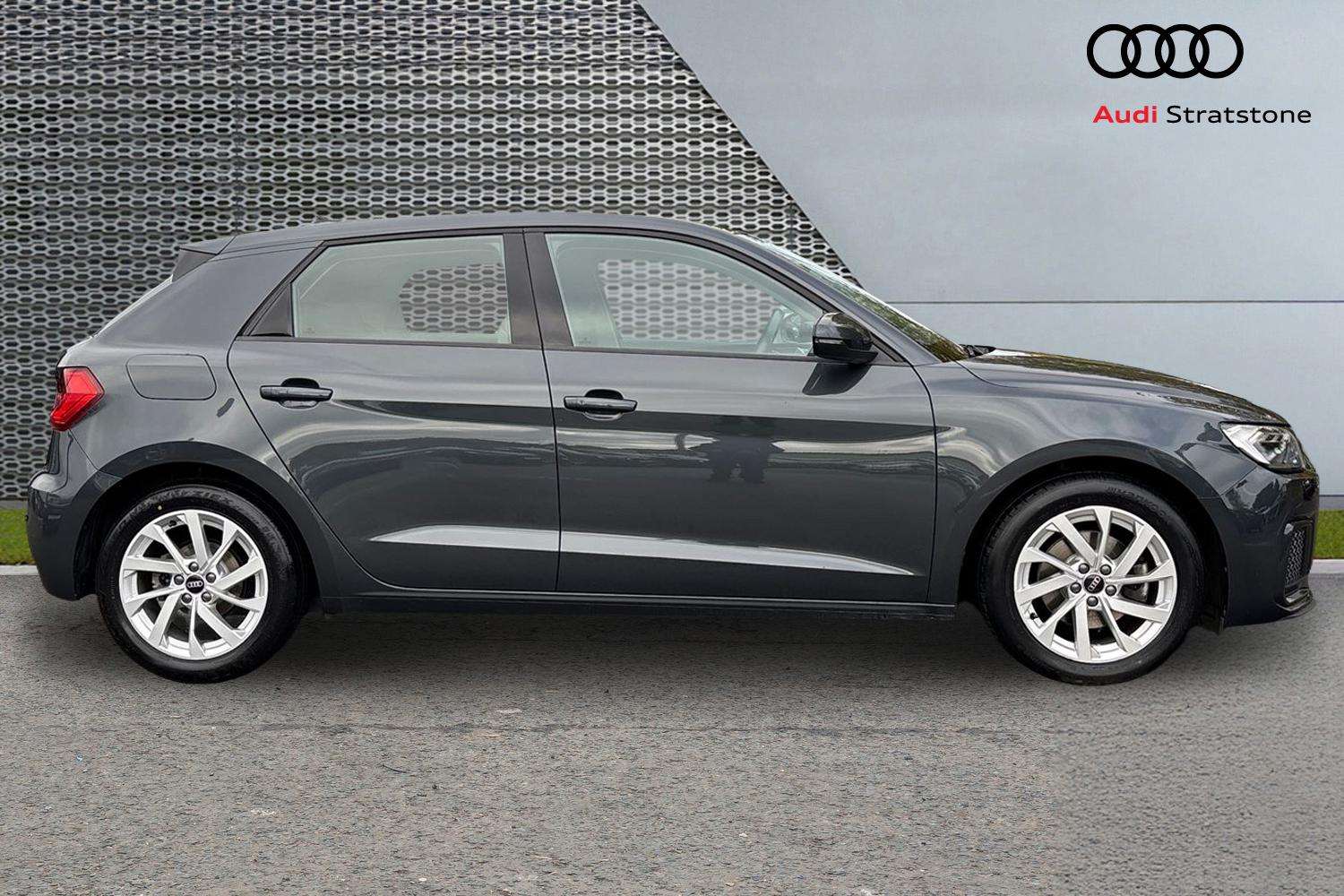 Used Audi A1 2023 for sale - 76125665: Photo 4