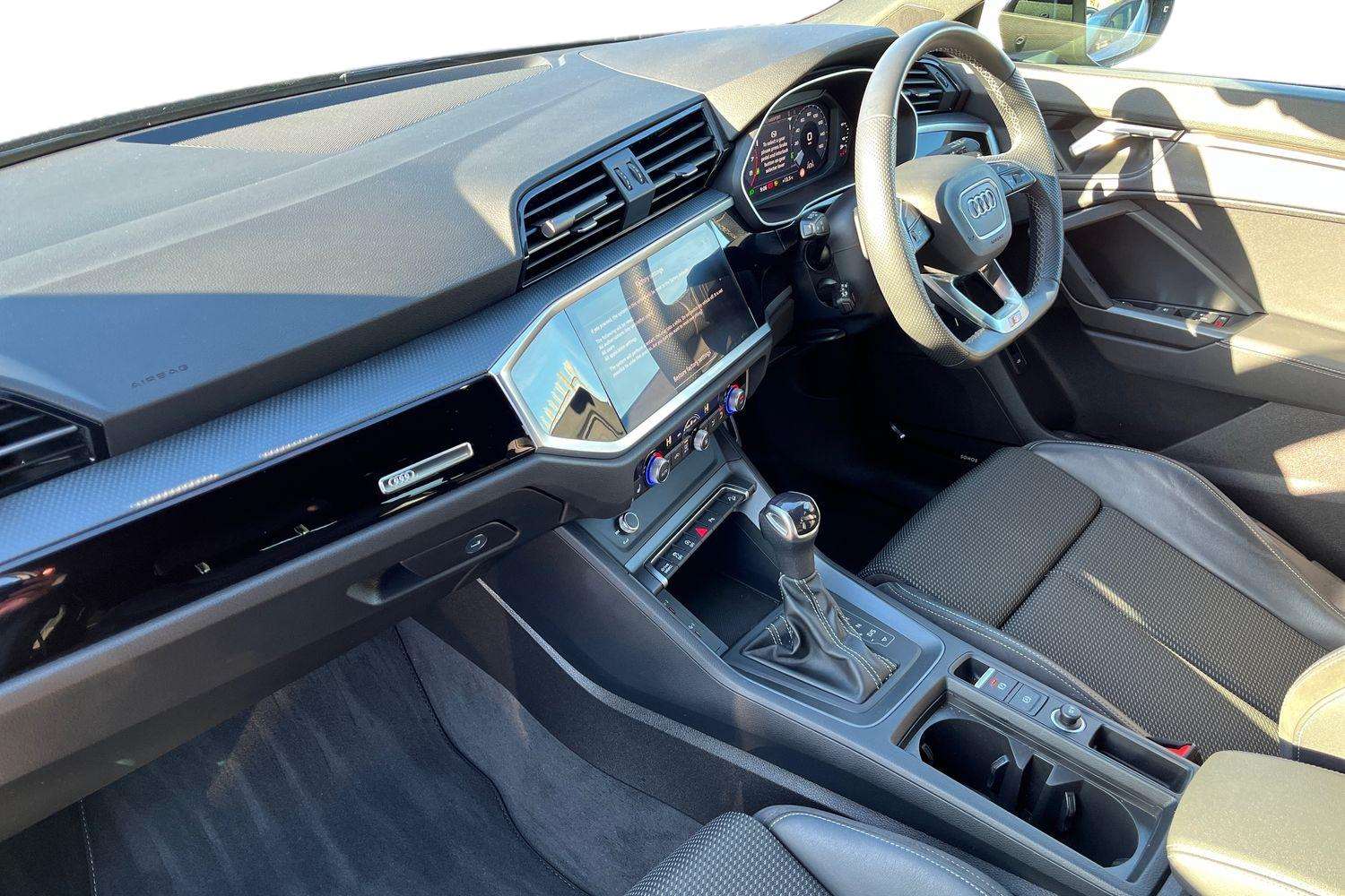 Used Audi Q3 2022 for sale - 76587604: Photo 2