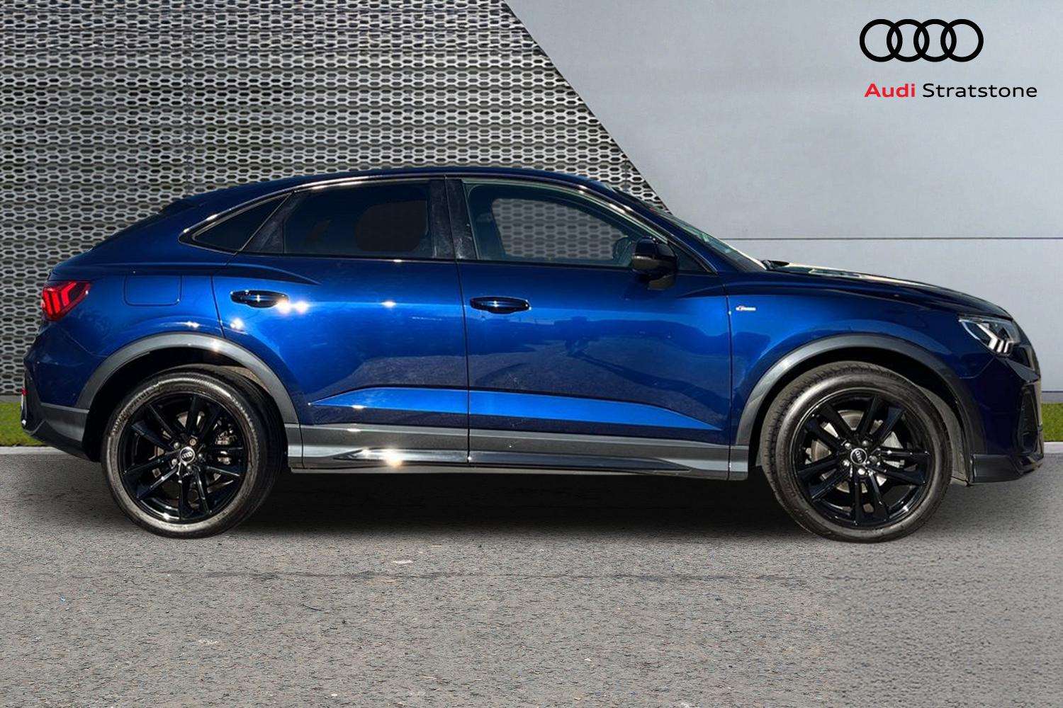 Used Audi Q3 2022 for sale - 76587604: Photo 4