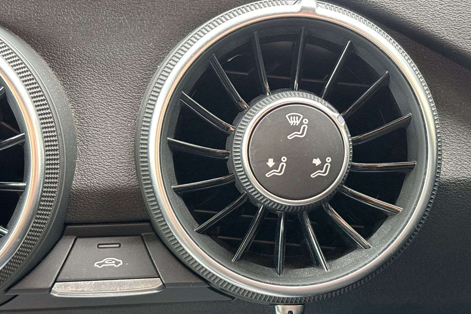 Used Audi TT 2017 for sale - 76329253: Photo 30