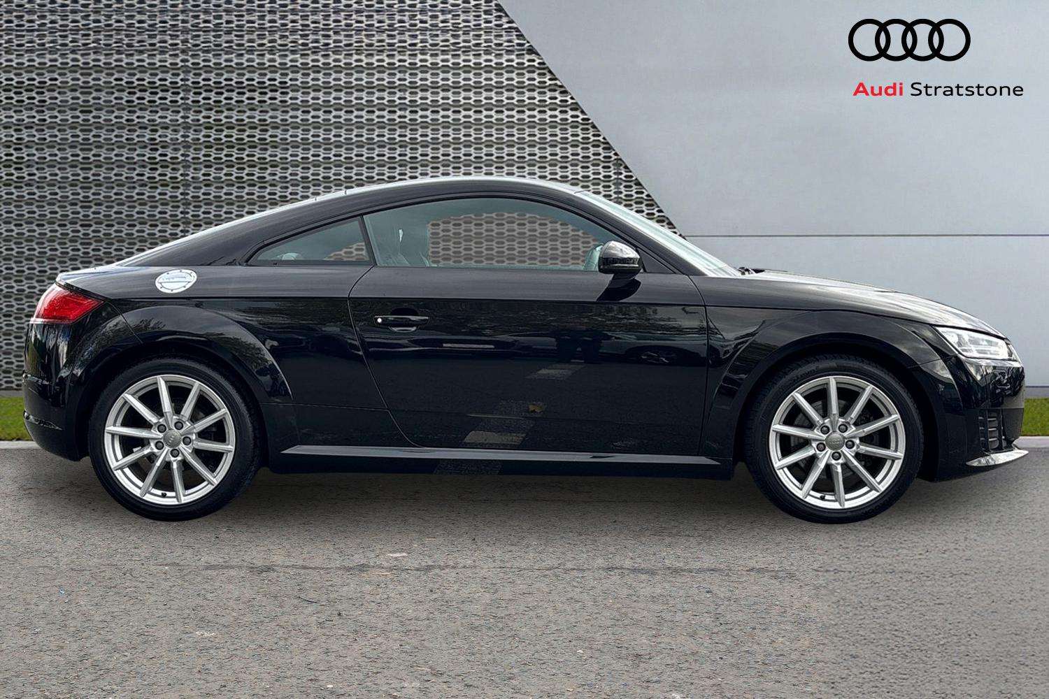 Used Audi TT 2017 for sale - 76329253: Photo 4