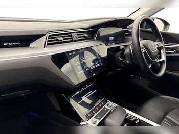 Used Audi e-tron 2021 for sale - 78639123: Photo
