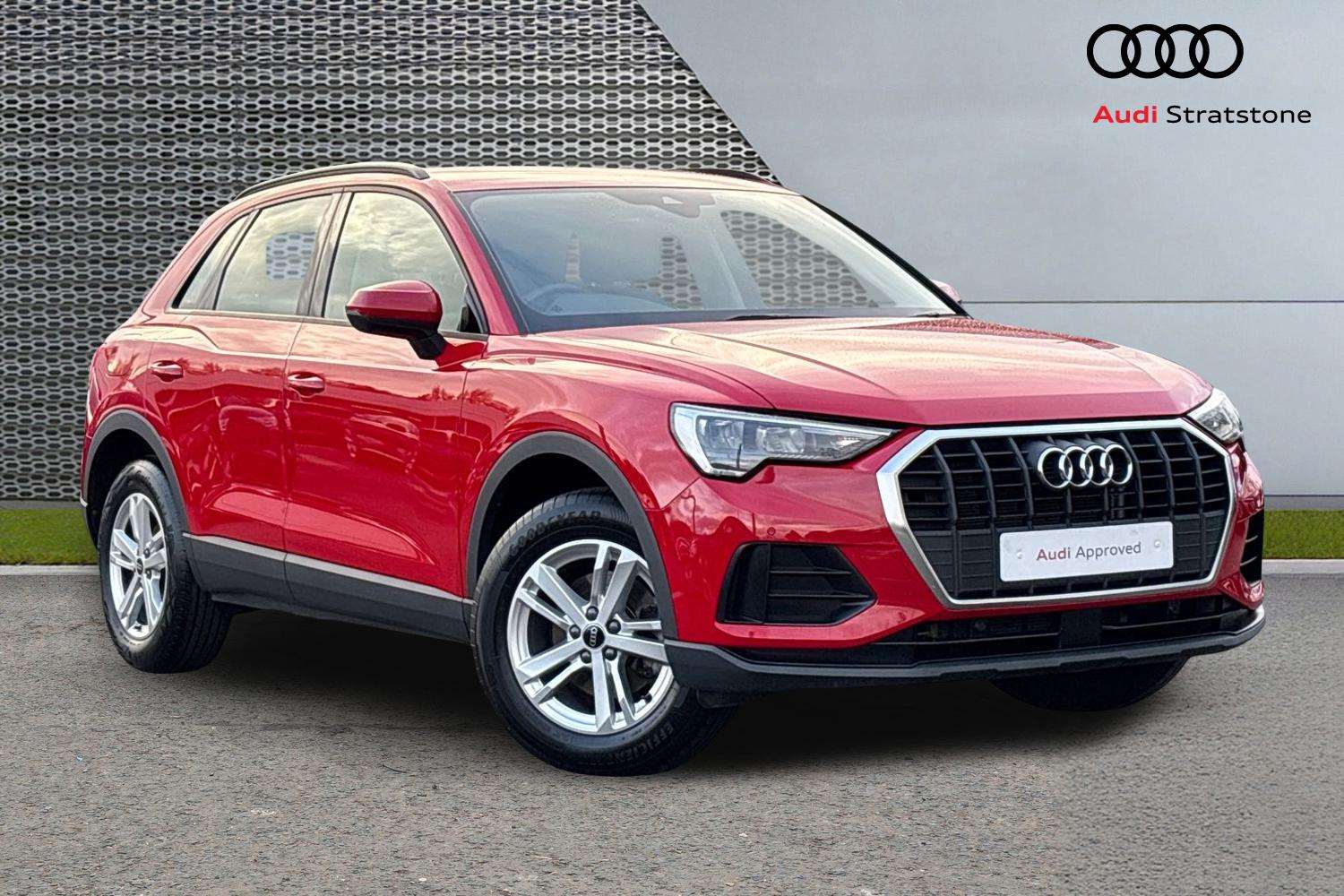 Used Audi Q3 2023 for sale - 76272167: Photo 1