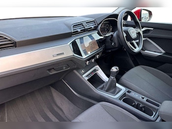 Used Audi Q3 2023 for sale - 76272167: Photo