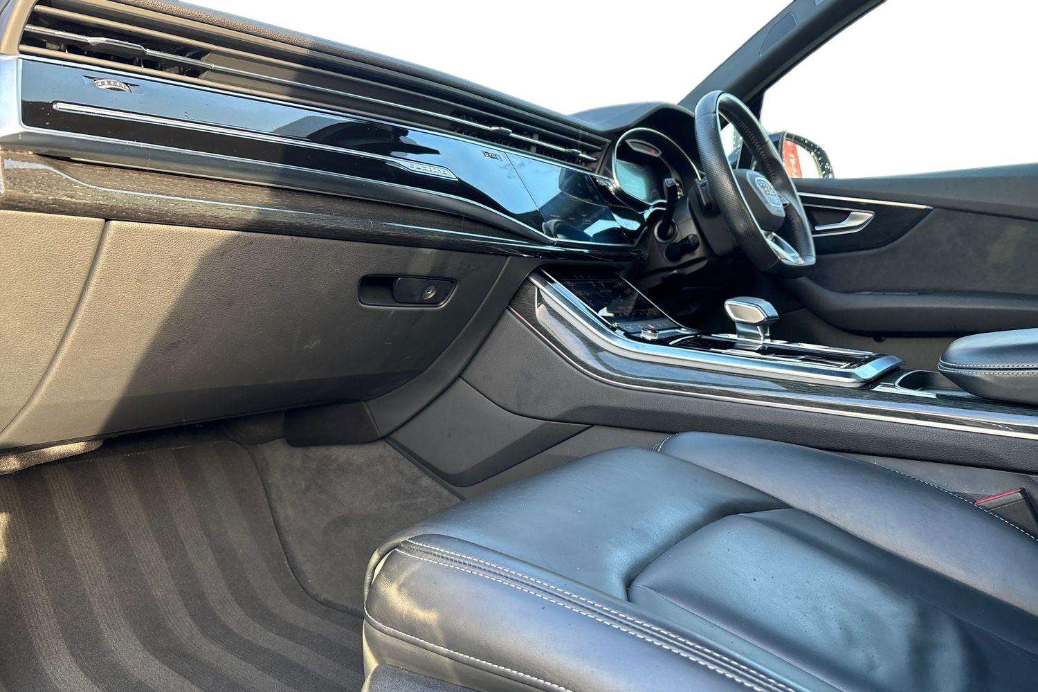 Used Audi Q7 2020 for sale - 76875676: Photo 22