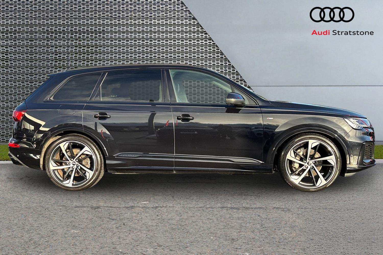 Used Audi Q7 2020 for sale - 76875676: Photo 4