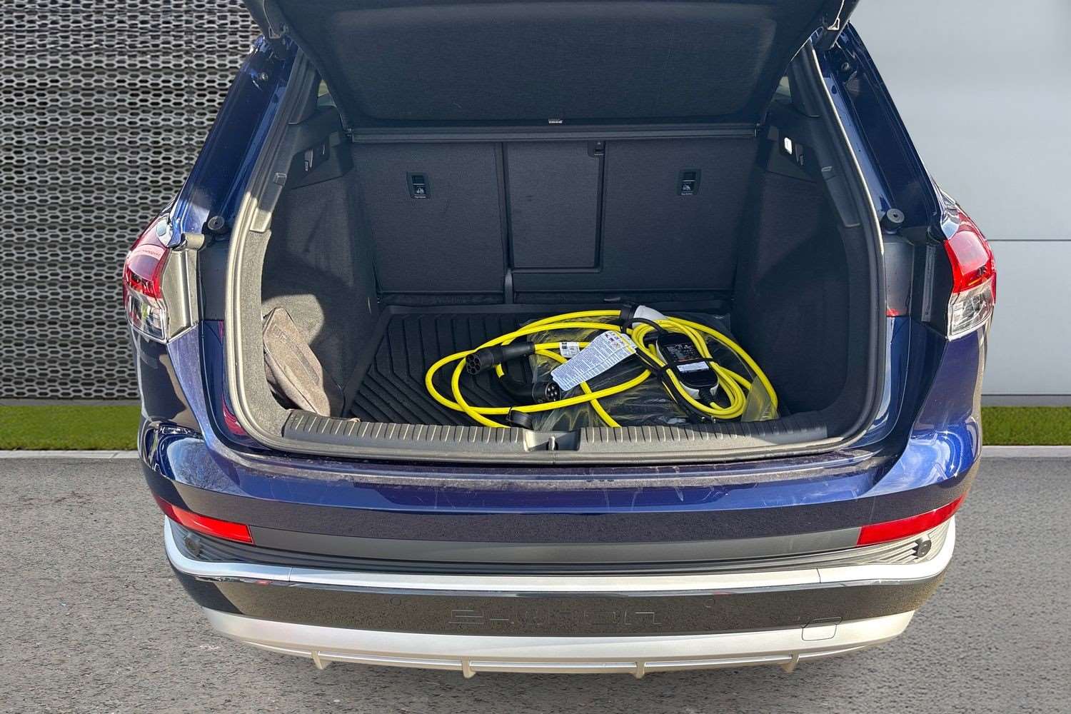 Used Audi Q4 e-tron 2025 for sale - 77913671: Photo 14