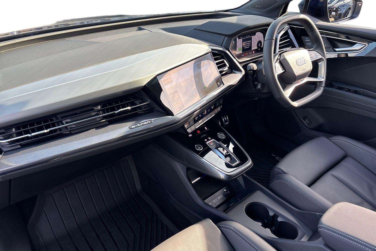 Used Audi Q4 e-tron 2025 for sale - 77913671: Photo 2