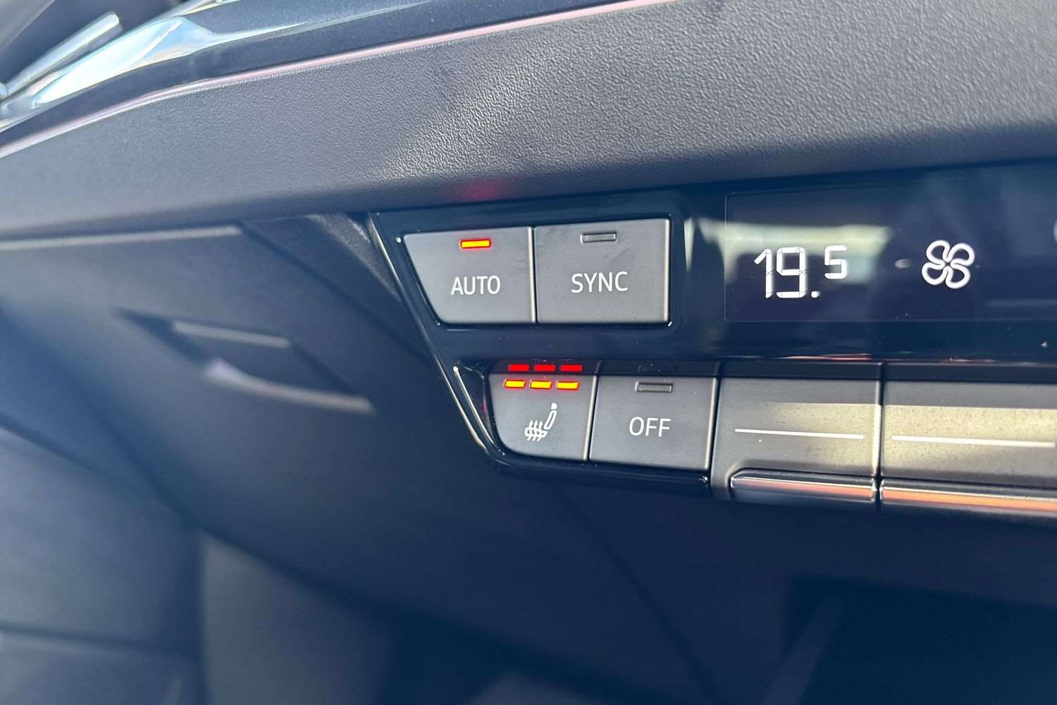 Used Audi Q4 e-tron 2025 for sale - 77913671: Photo 30