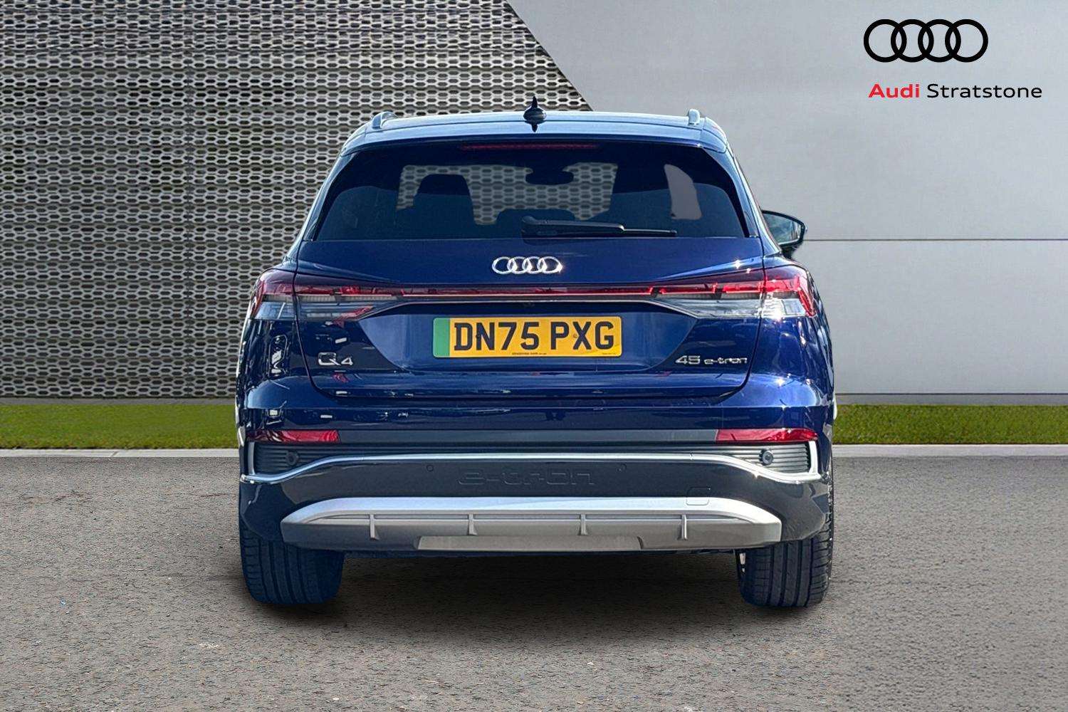 Used Audi Q4 e-tron 2025 for sale - 77913671: Photo 7