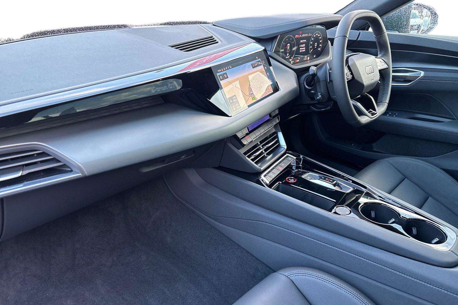 Used Audi e-tron GT 2025 for sale - 76789387: Photo 2