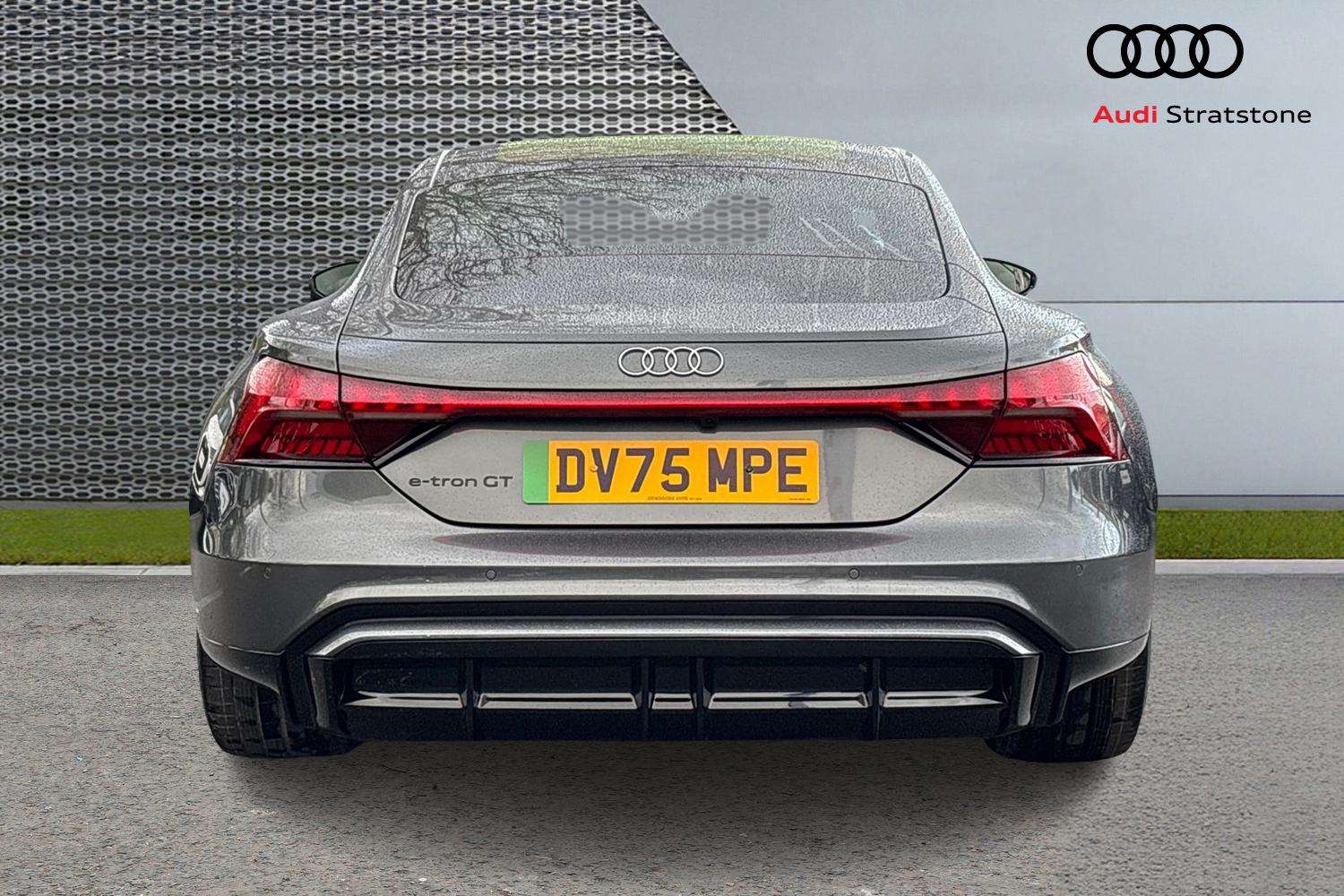 Used Audi e-tron GT 2025 for sale - 76789387: Photo 7