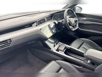 Used Audi e-tron 2022 for sale - 79716182: Photo