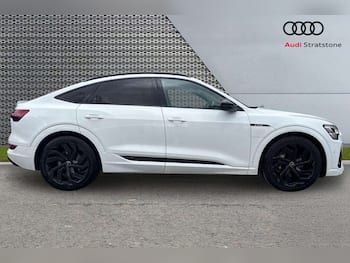 Used Audi e-tron 2022 for sale - 79716182: Photo