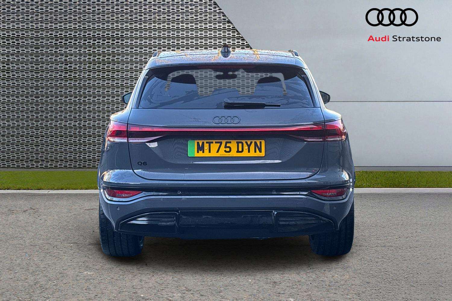 Used Audi Q6 e-tron 2025 for sale - 78208971: Photo 7