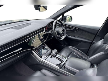 Used Audi Q7 2021 for sale - 78432978: Photo