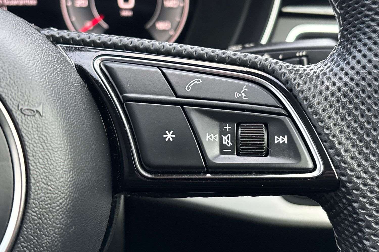 Used Audi A4 2023 for sale - 76761070: Photo 18