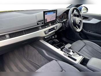 Used Audi A4 2023 for sale - 76761070: Photo