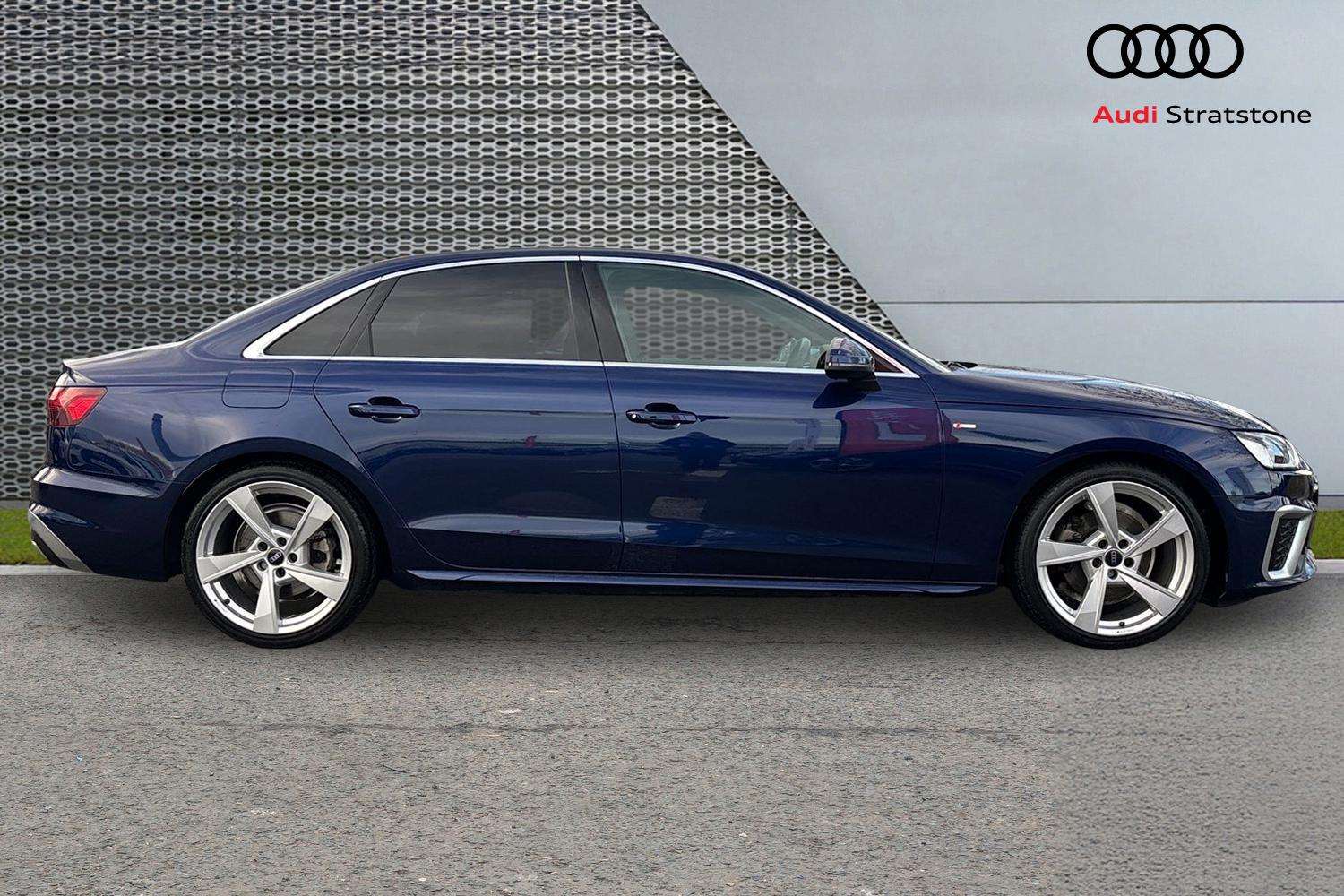 Used Audi A4 2023 for sale - 76761070: Photo 4