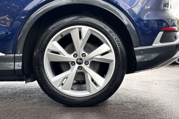 Used Audi Q4 e-tron 2023 for sale - 76286371: Photo 10