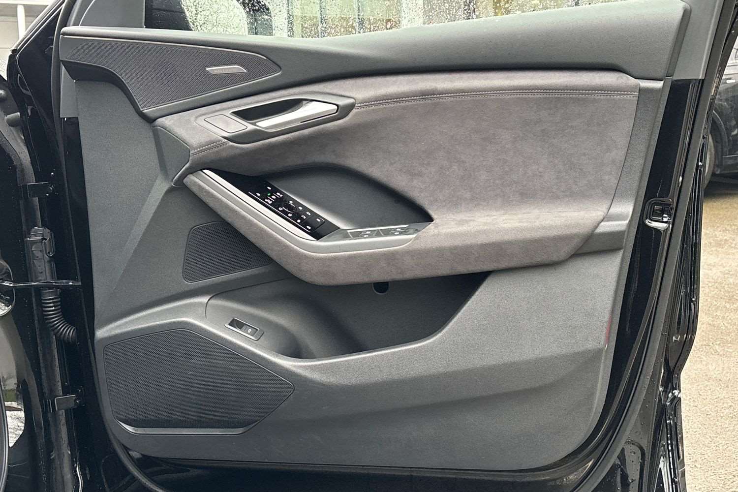 Used Audi Q6 e-tron 2025 for sale - 77972489: Photo 33