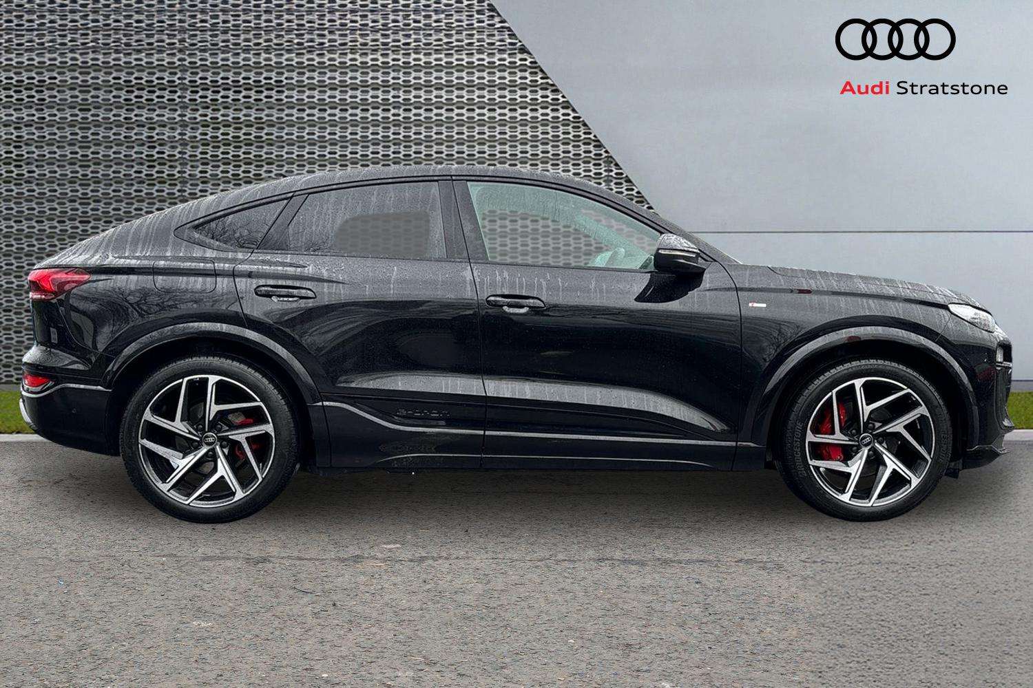 Used Audi Q6 e-tron 2025 for sale - 77972489: Photo 4