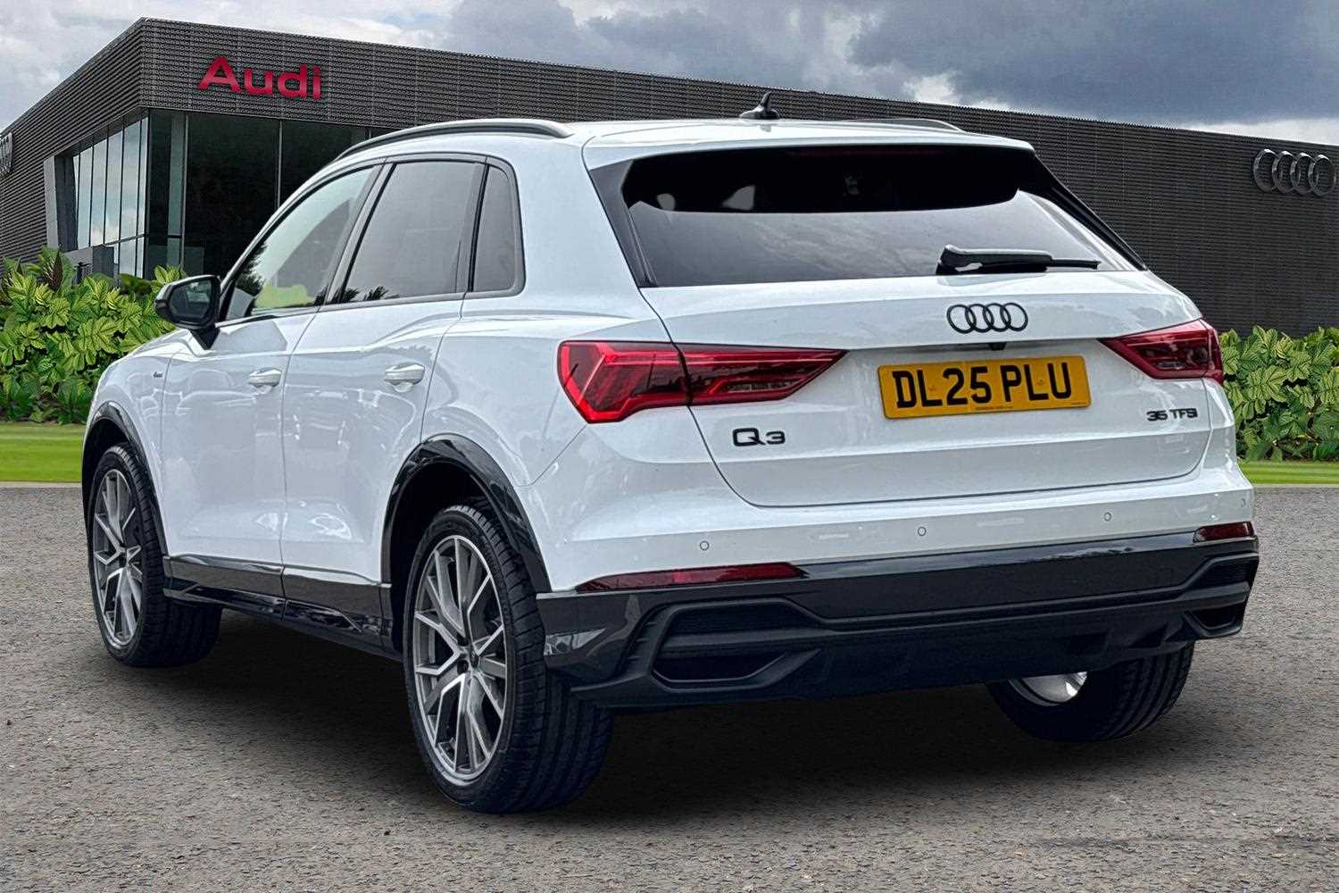Used Audi Q3 2025 for sale - 76113572: Photo 3