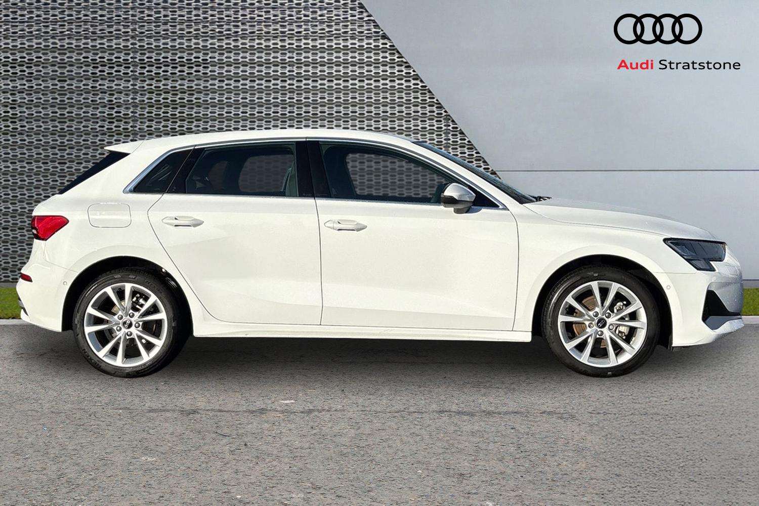Used Audi A3 2024 for sale - 76442455: Photo 4