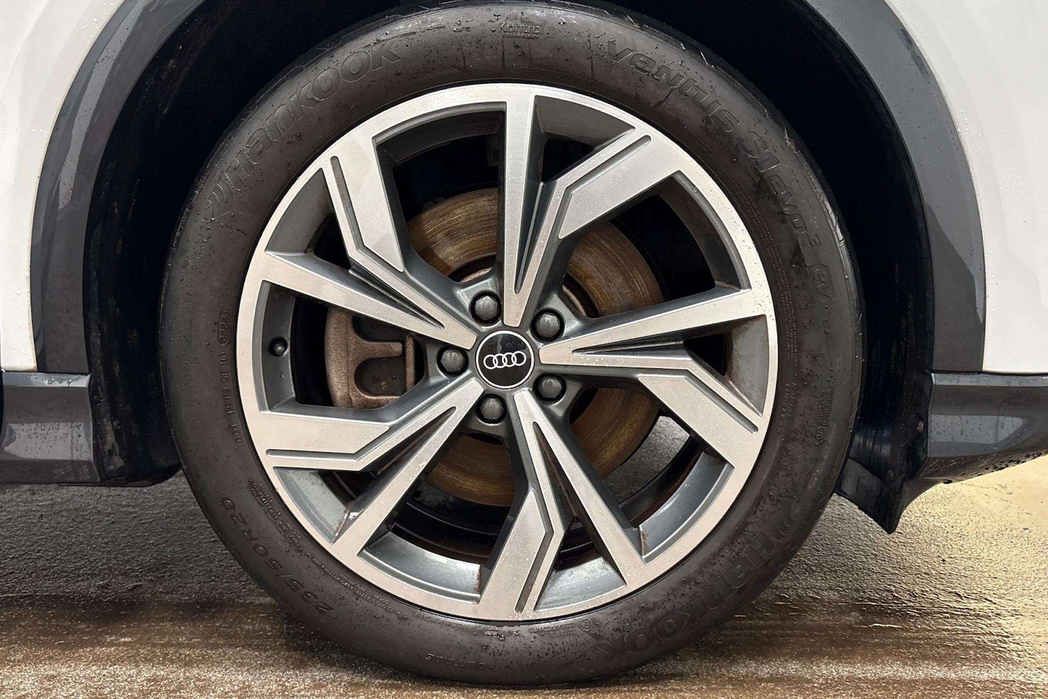 Used Audi Q4 e-tron 2021 for sale - 77553157: Photo 5