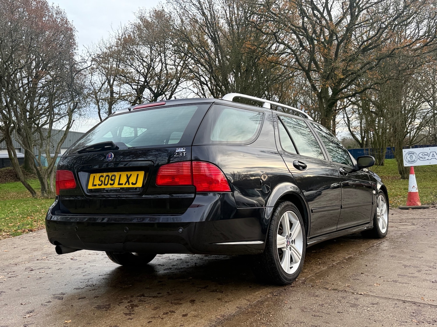 Used Saab 9-5 2009 for sale - 76924708: Photo 13
