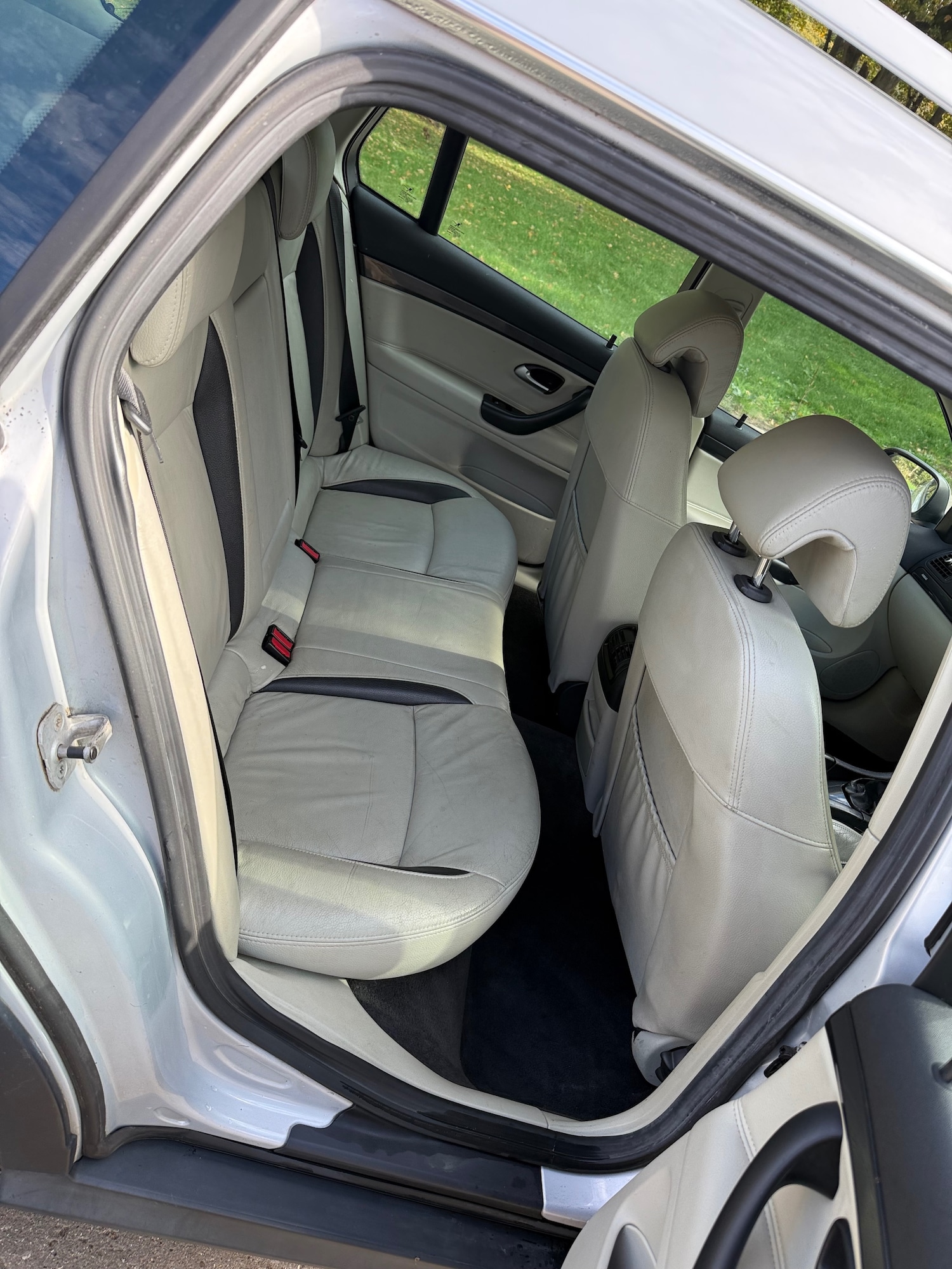 Used Saab 9-3 2009 for sale - 76339323: Photo 13