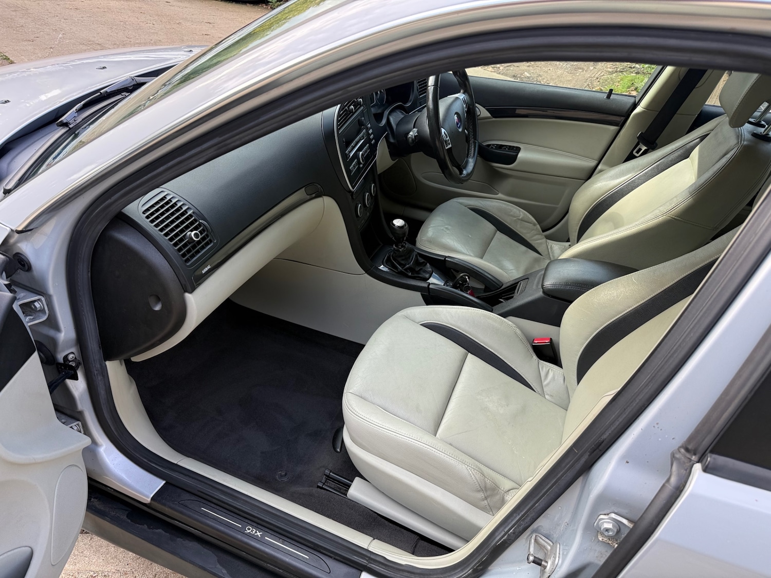 Used Saab 9-3 2009 for sale - 76339323: Photo 15